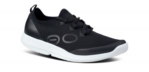 Oofos OOmg Sport LS Low Shoe White / Black | 26480-CIKM